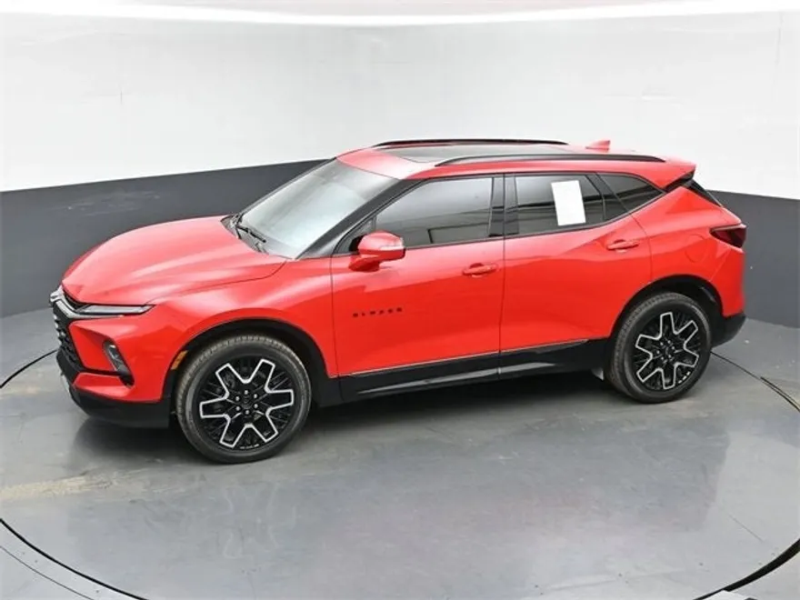 2024 Chevrolet Blazer RS photo 1