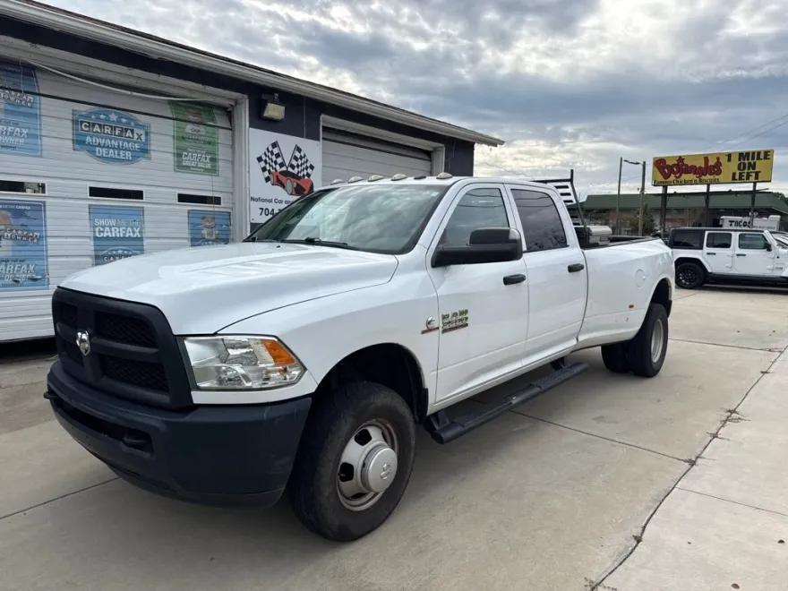 2018 Ram 3500 Tradesman photo 1