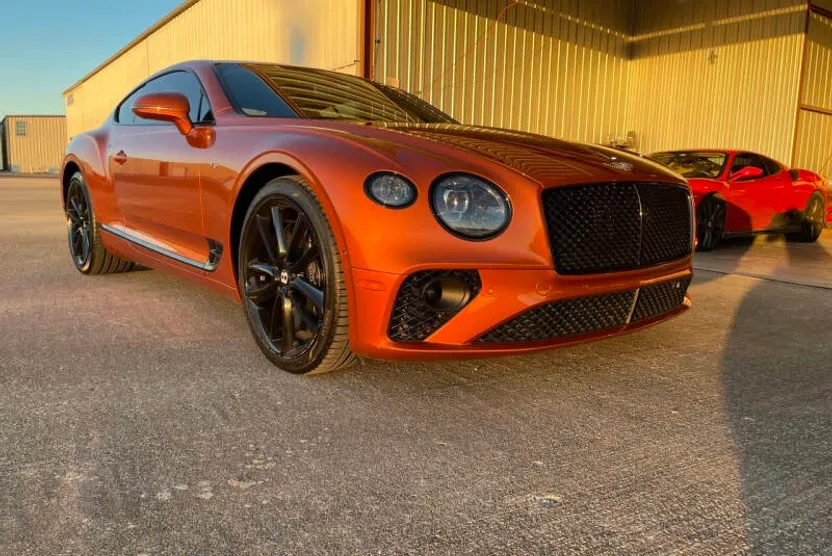 2021 Bentley Continental GT V8 photo 1