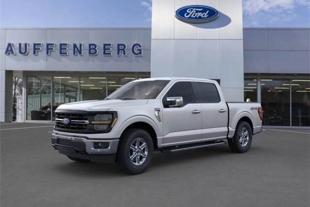 2025 Ford F-150 XLT photo 1