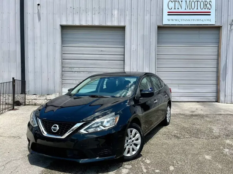 2019 Nissan Sentra photo 1