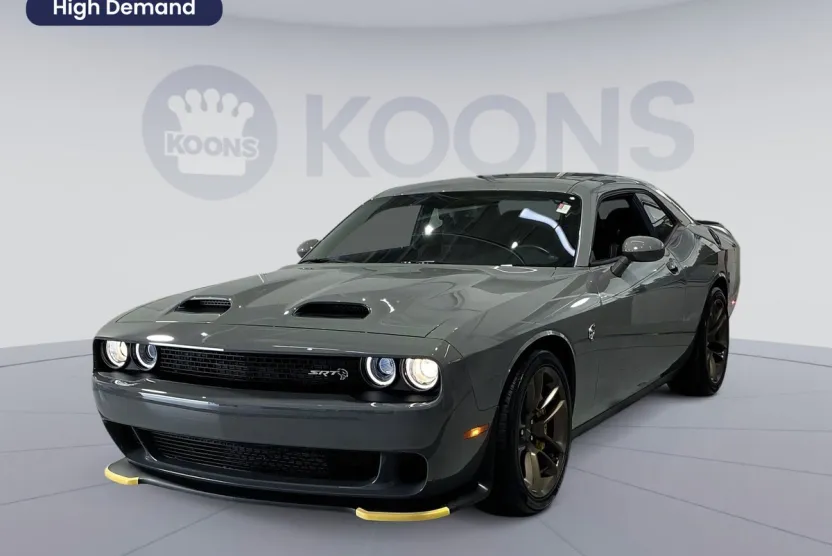 2023 Dodge Challenger SRT8 Hellcat photo 1