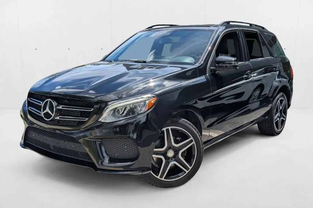 2016 Mercedes Benz GLE 300d 4MATIC photo 1