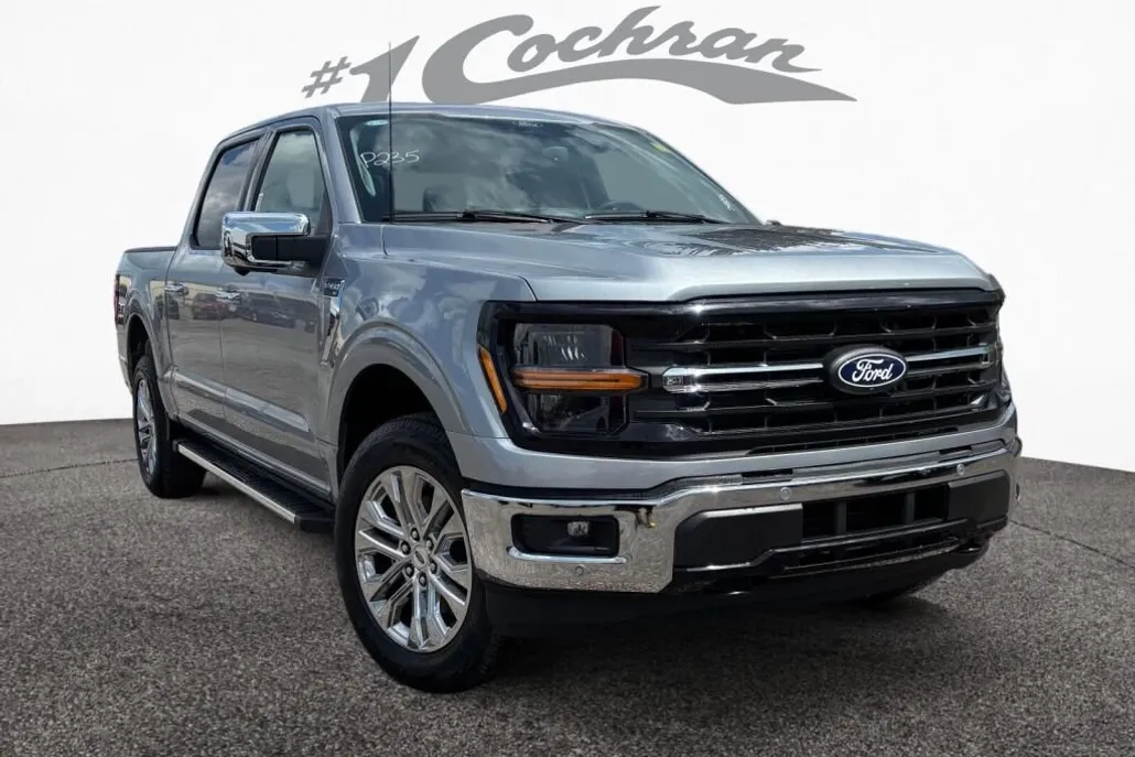 2025 Ford F-150 XLT photo 1