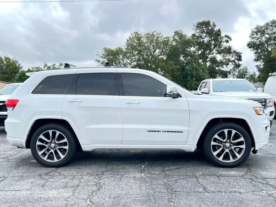 2018 Jeep Grand Cherokee Overland photo 1