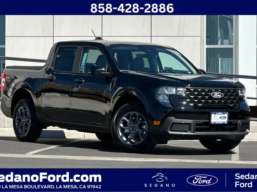 2025 Ford Maverick XLT photo 1