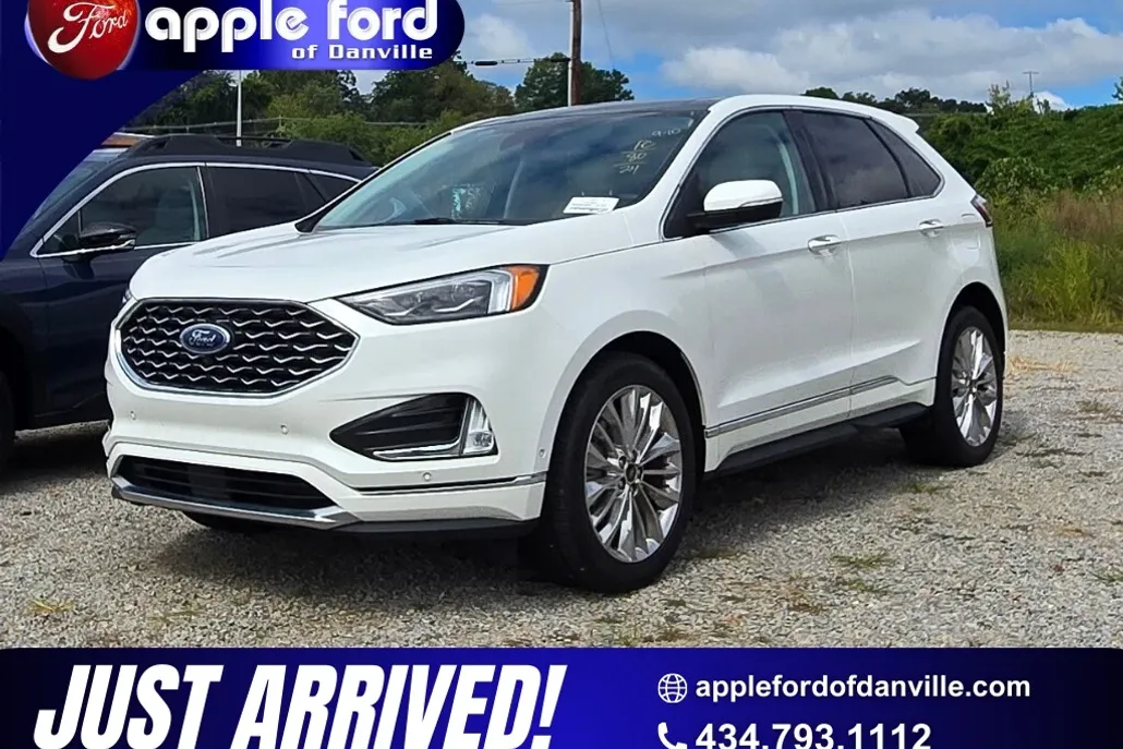 2024 Ford Edge Titanium photo 1
