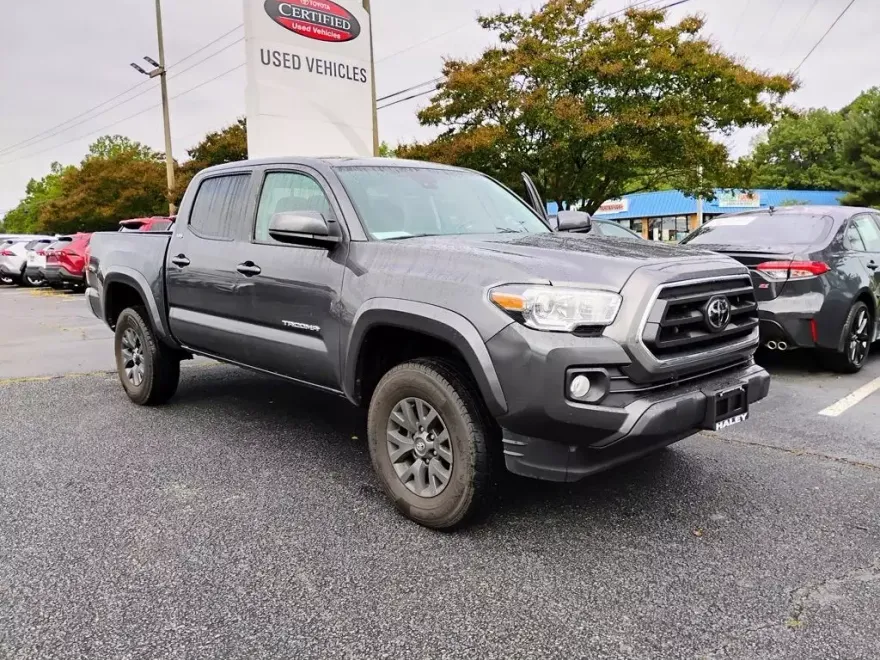 2022 Toyota Tacoma SR5 4x4 photo 1