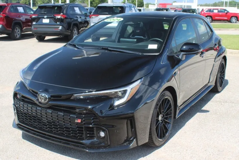 2024 Toyota Corolla GR Premium photo 1