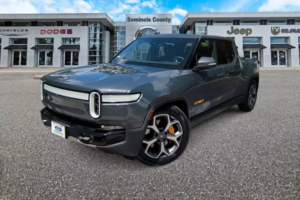 2022 Rivian R1T Adventure photo 1