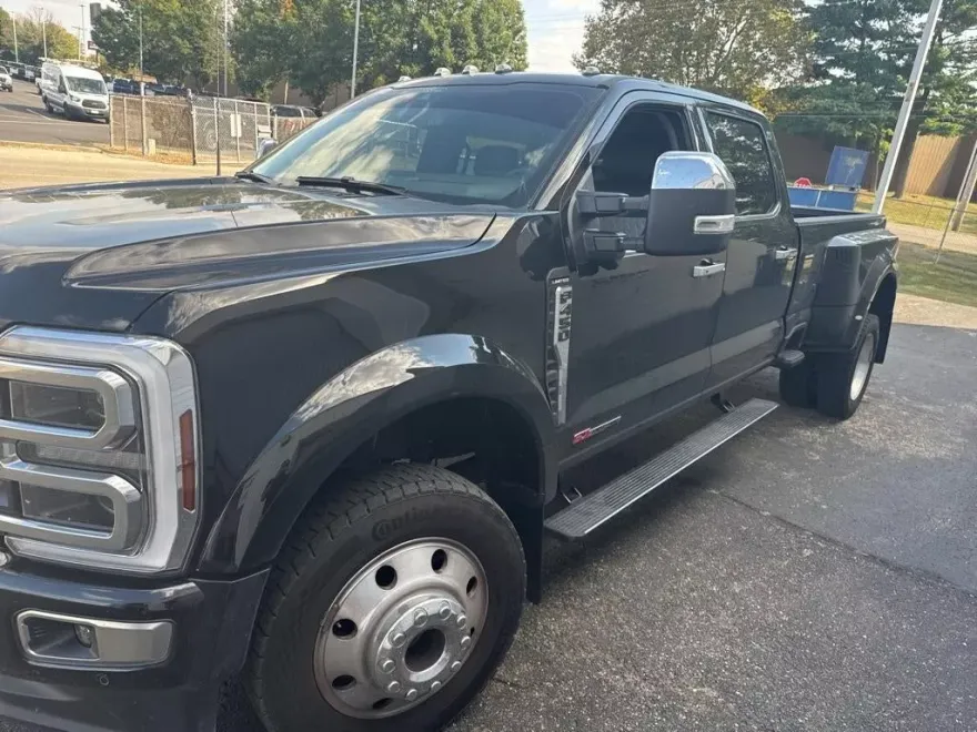 2024 Ford F-450 Limited photo 1