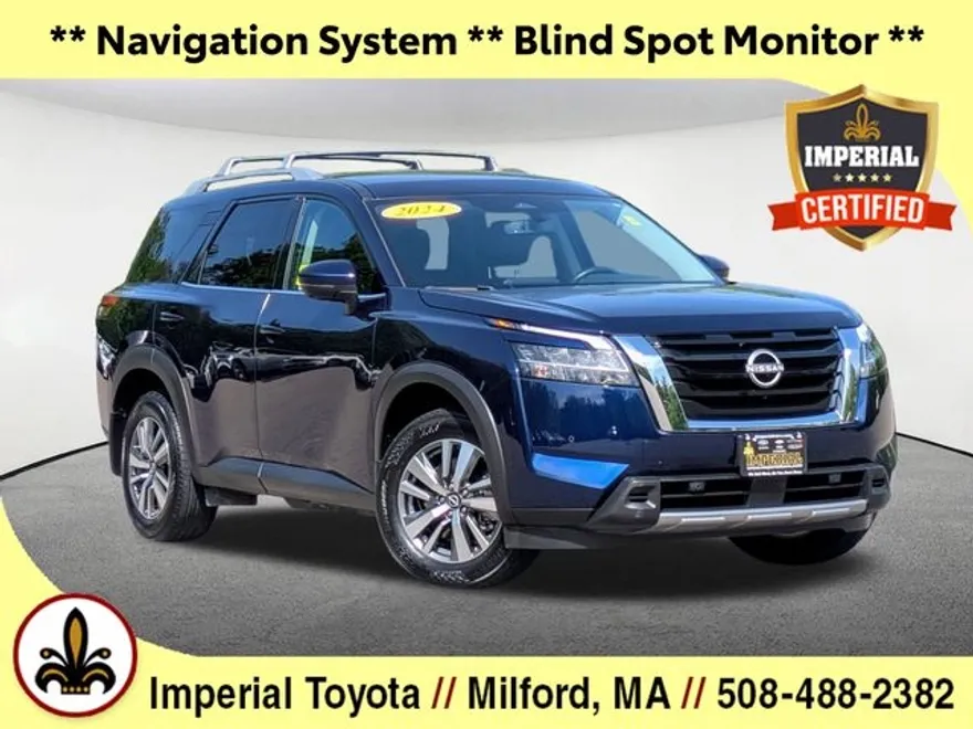 2024 Nissan Pathfinder SL photo 1