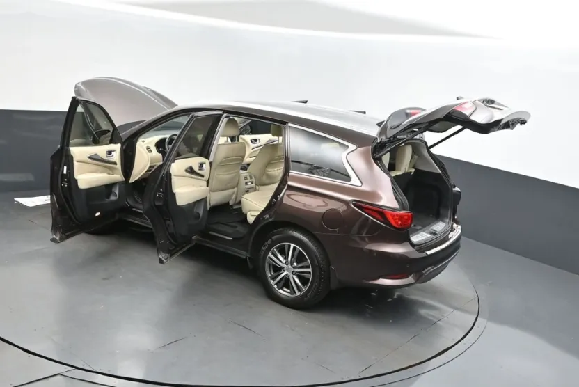 2020 Infiniti QX60 Luxe photo 1