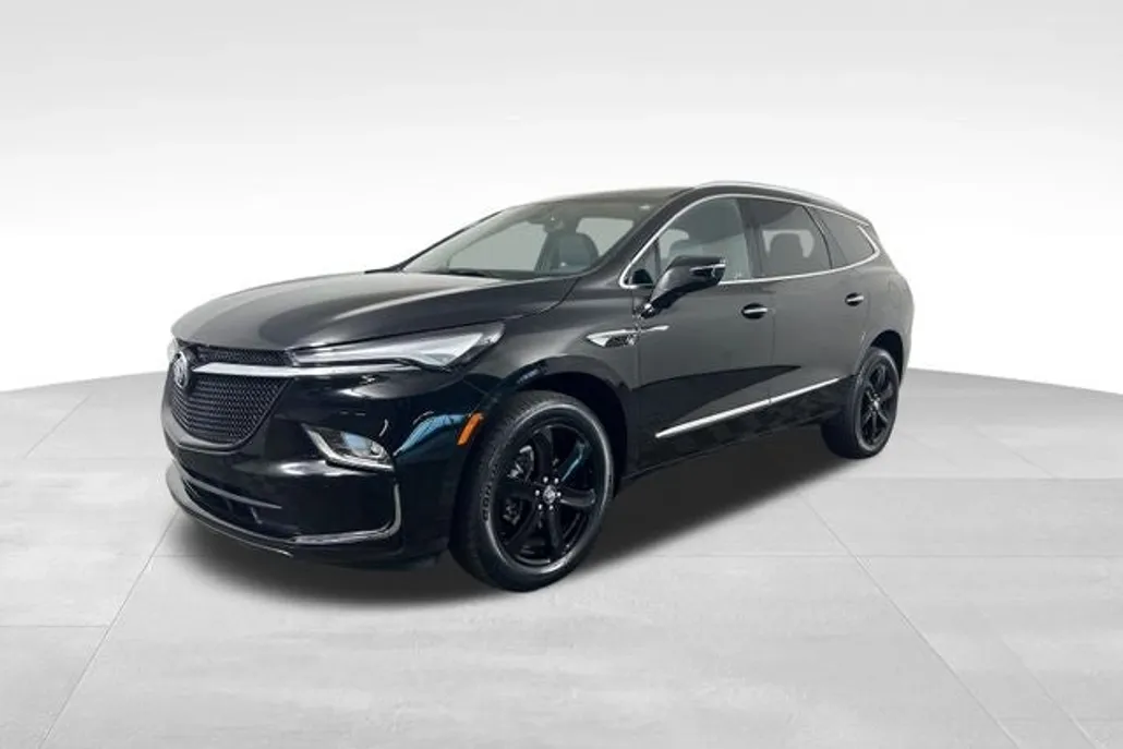 2023 Buick Enclave Essence photo 1