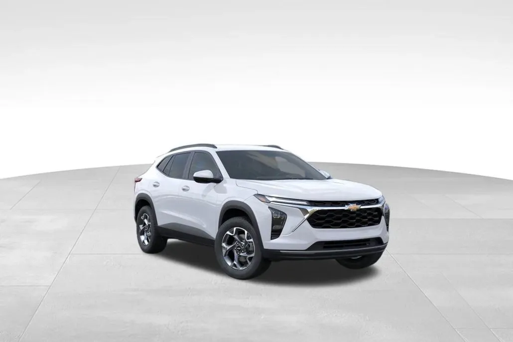 2026 Chevrolet Trax LT photo 1