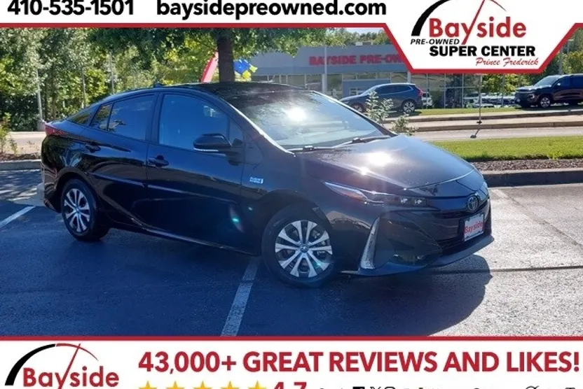 2022 Toyota Prius Prime LE photo 1