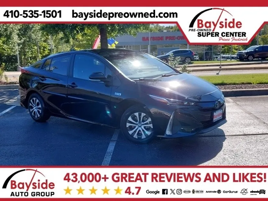 2022 Toyota Prius Prime LE photo 1