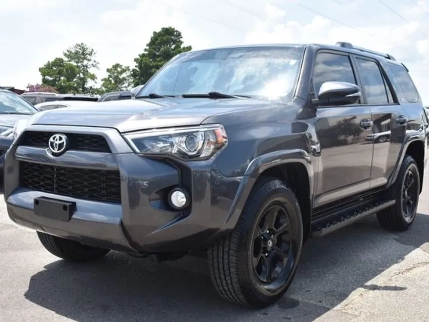 2019 Toyota 4Runner SR5 Premium photo 1