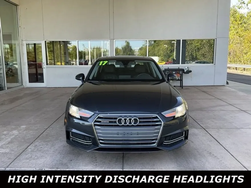 2017 Audi A4 TFSI Premium Quattro photo 1