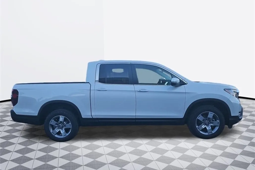 2025 Honda Ridgeline RTL photo 1
