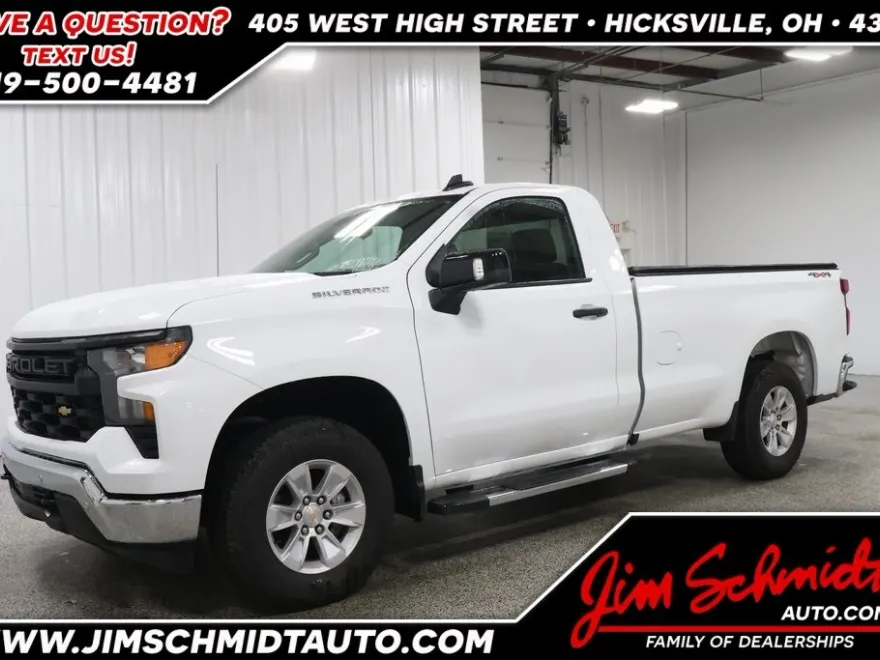 2025 Chevrolet Silverado 1500 photo 1