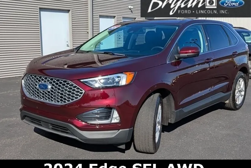 2024 Ford Edge SEL photo 1