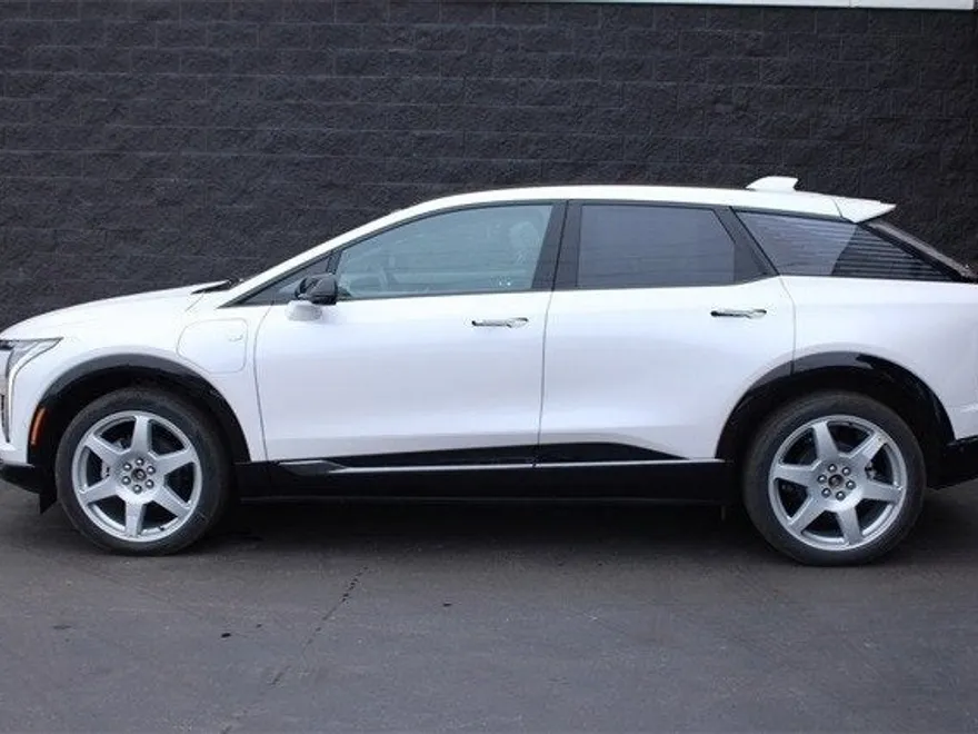 2025 Cadillac Optiq Sport photo 1