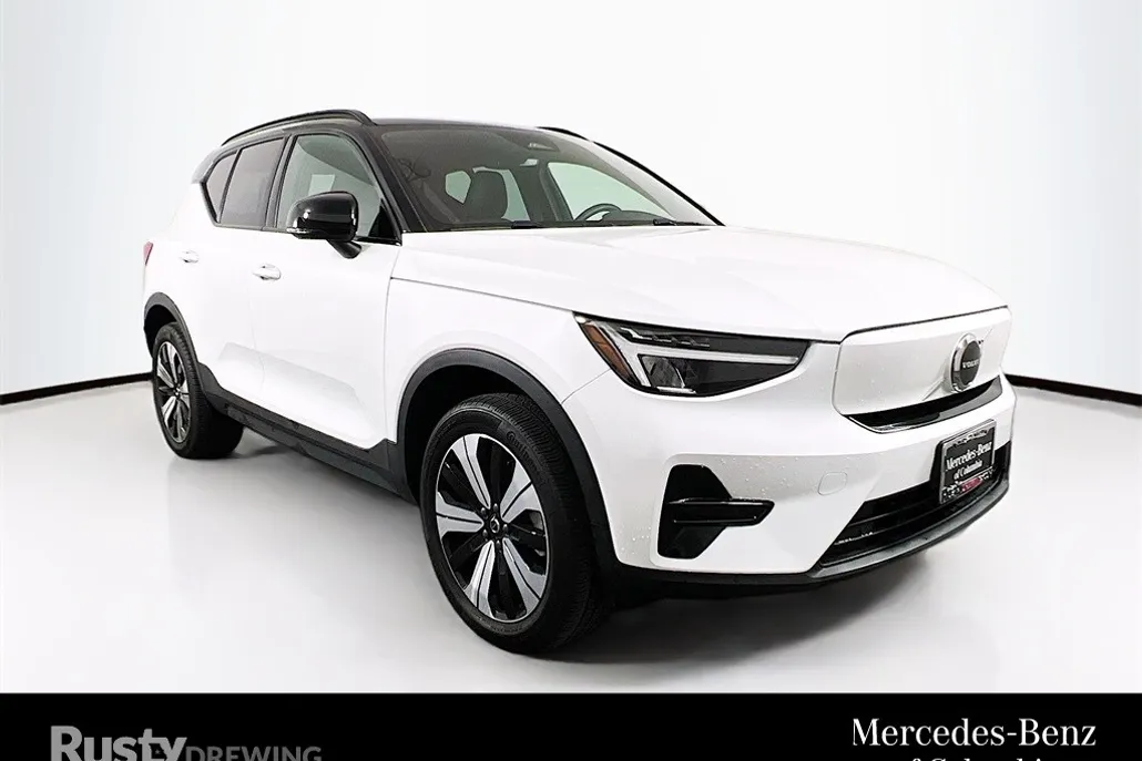 2023 Volvo XC40 Recharge Twin Core photo 1