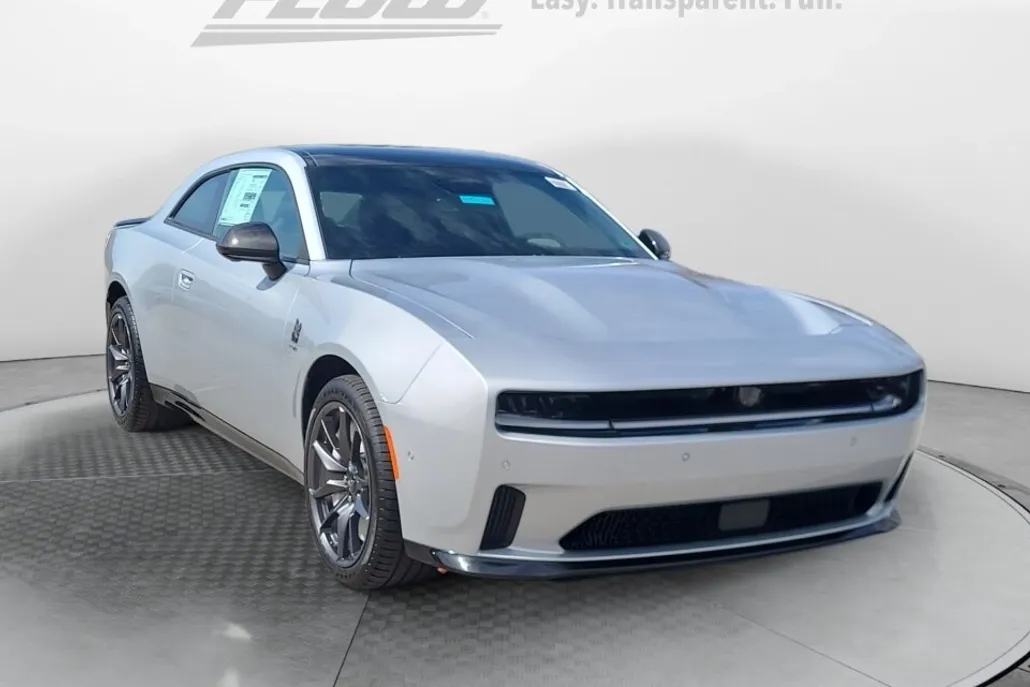 2024 Dodge Charger Daytona Scat Pack photo 1