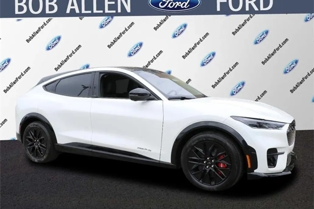 2025 Ford Mustang Mach-E Premium photo 1
