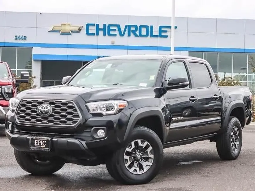 2022 Toyota Tacoma 4x4 SR photo 1