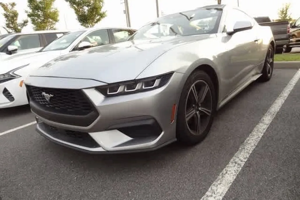 2024 Ford Mustang EcoBoost photo 1