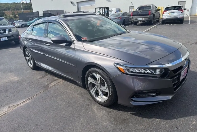 2018 Honda Accord EX photo 1