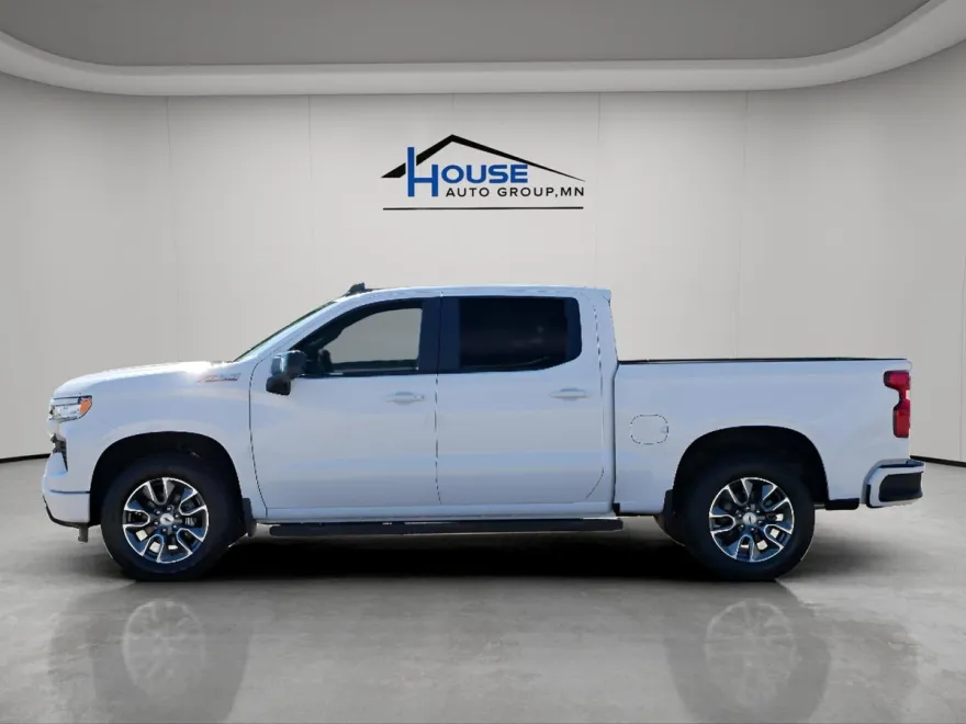 2026 Chevrolet Silverado 1500 RST photo 1