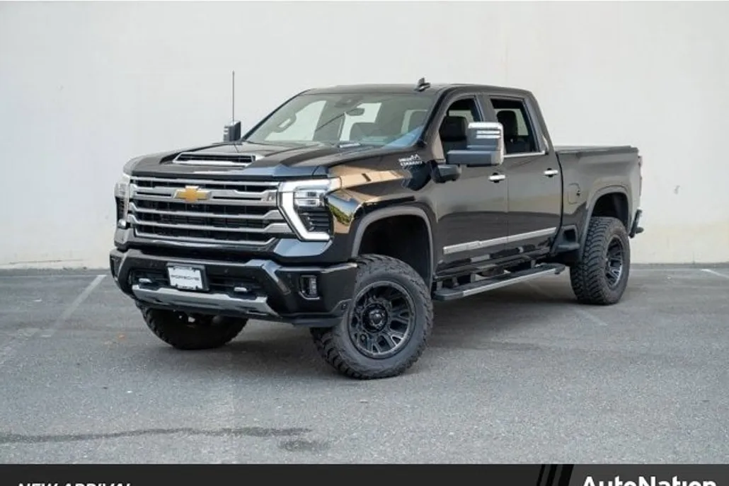 2024 Chevrolet Silverado 2500HD High Country photo 1