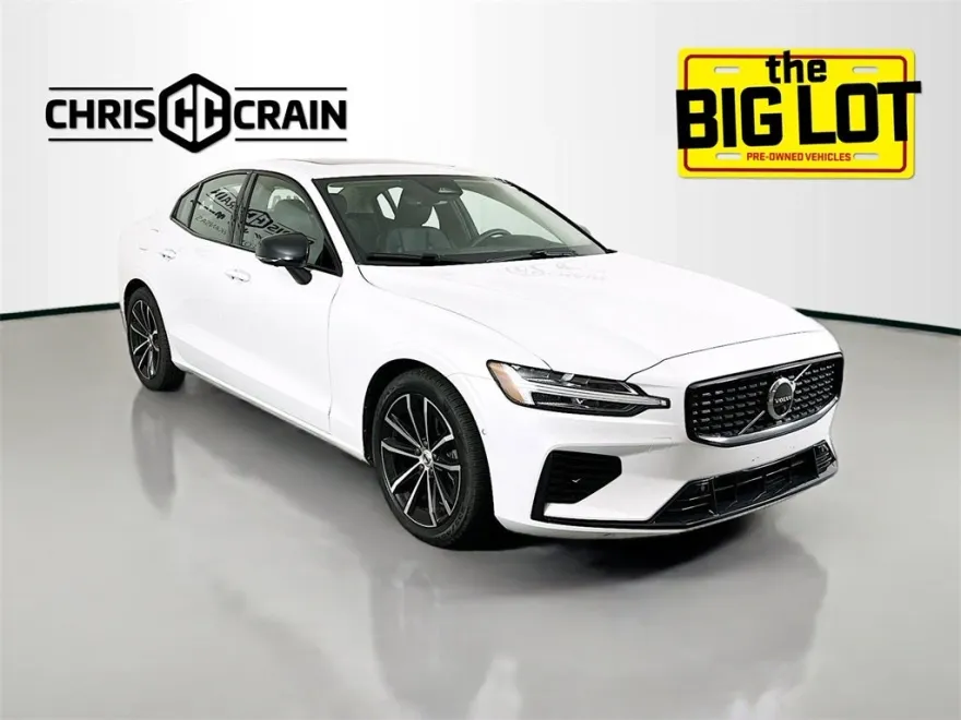 2023 Volvo S60 Recharge T8 Plus photo 1