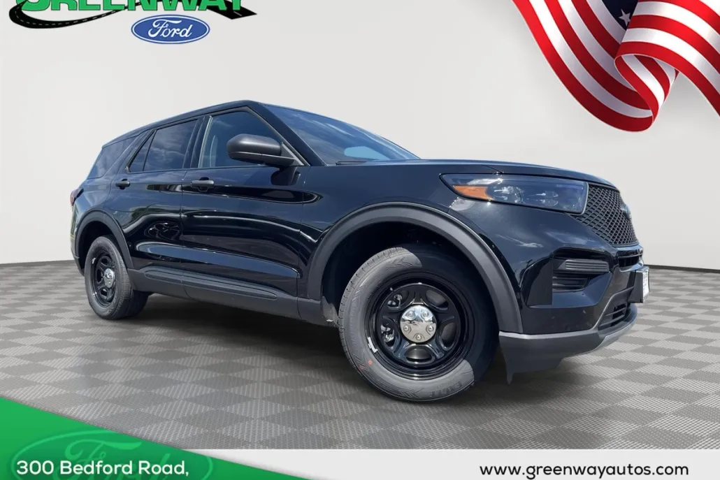 2025 Ford Explorer photo 1