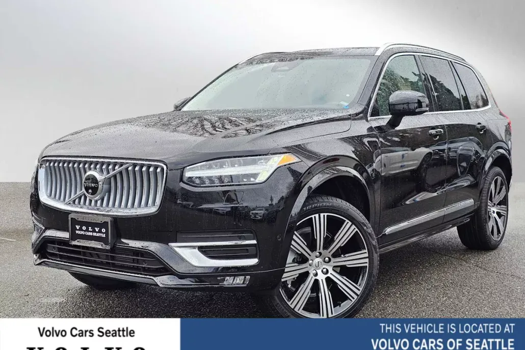 2025 Volvo XC90 Plus photo 1