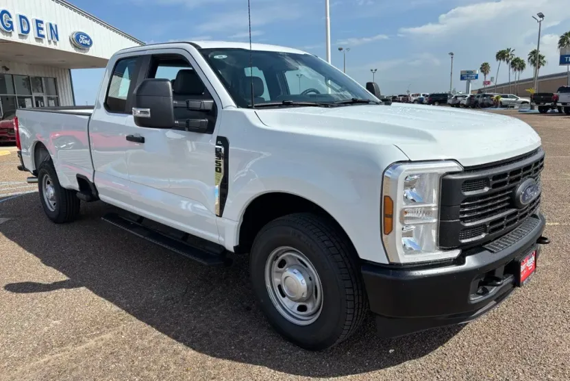 2026 Ford F-350 XL photo 1