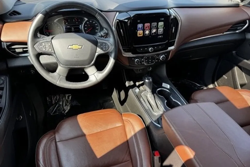 2018 Chevrolet Traverse High Country photo 1