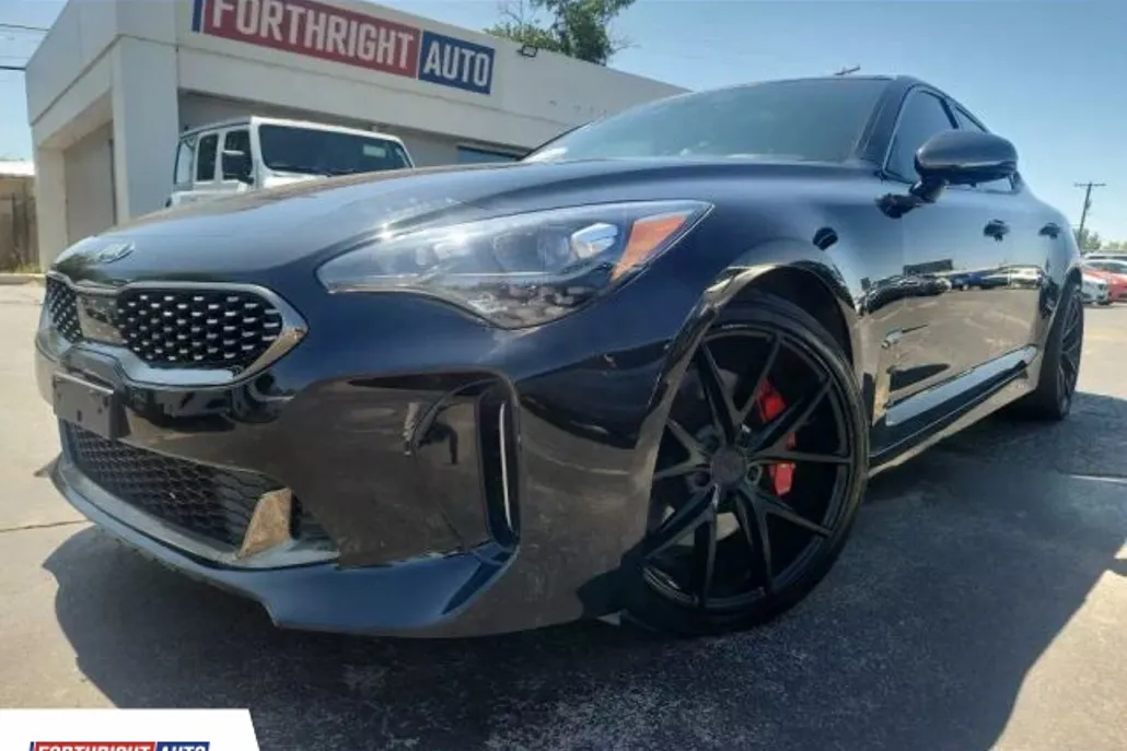 2021 Kia Stinger GT2 photo 1