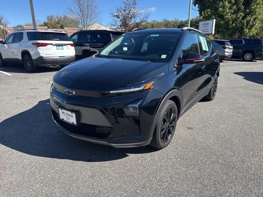 2023 Chevrolet Bolt EUV photo 1