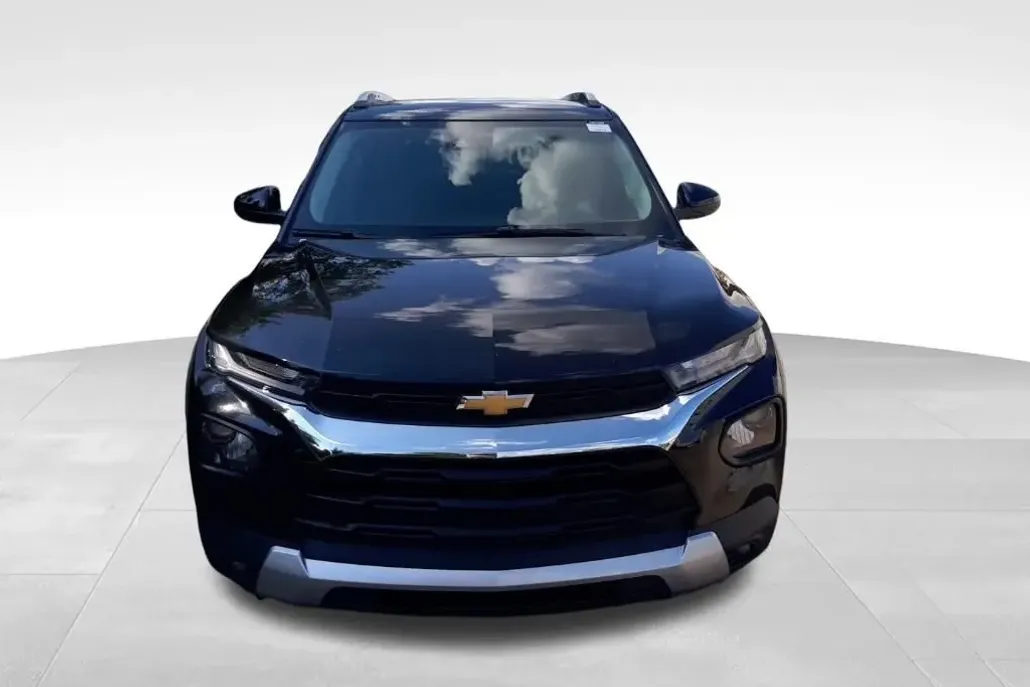 2023 Chevrolet Trailblazer LT photo 1