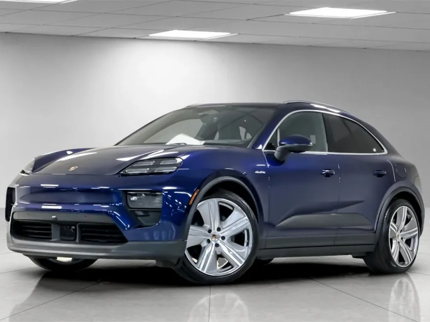 2025 Porsche Macan 4 Electric photo 1