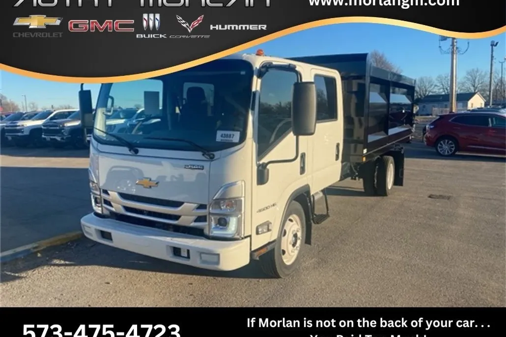 2025 Chevrolet Silverado 4500HD photo 1