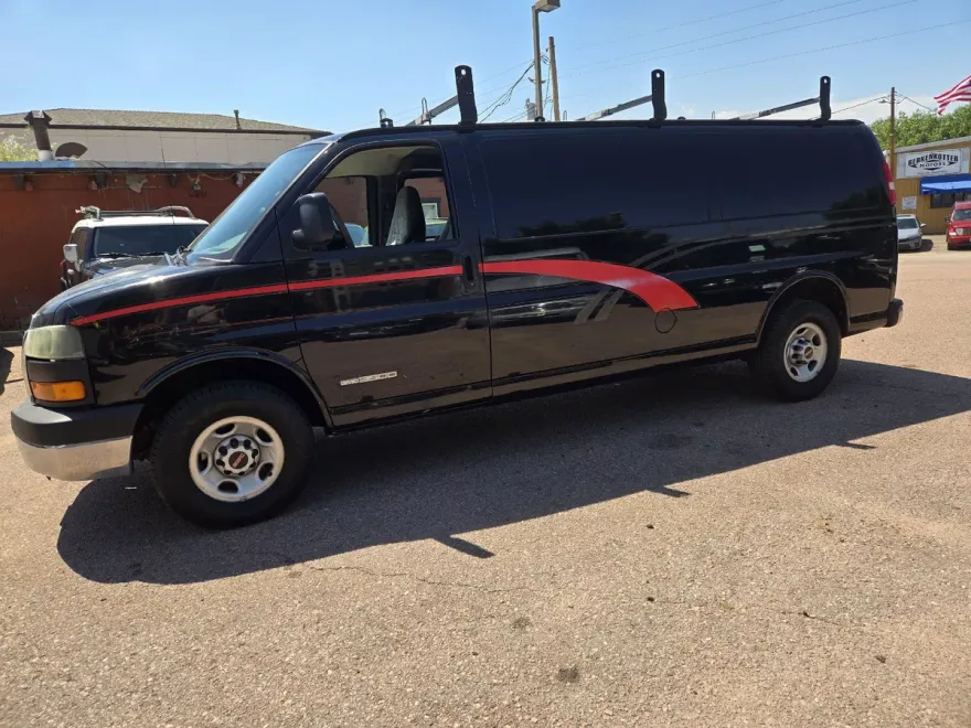 2005 Gmc Savana 3500 photo 1