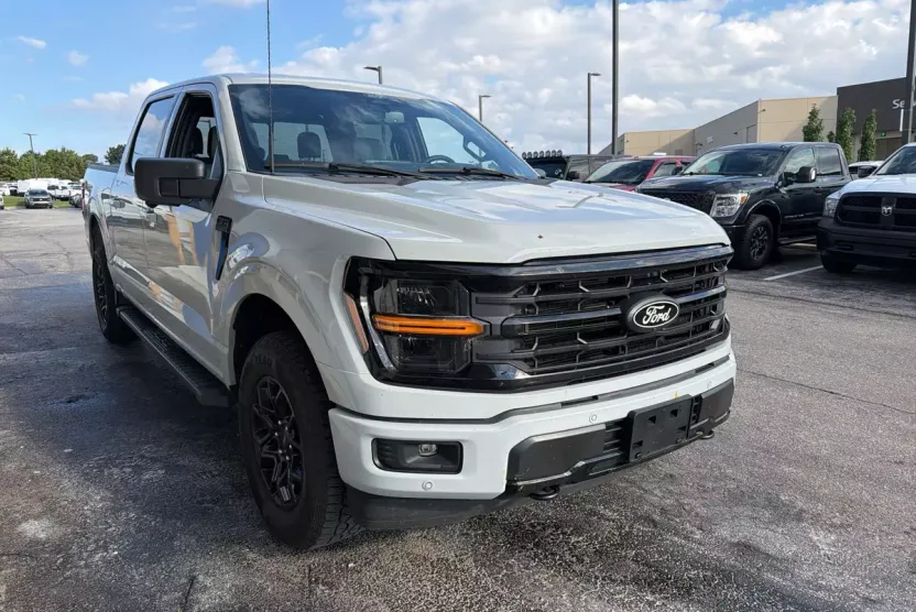 2024 Ford F-150 XLT photo 1
