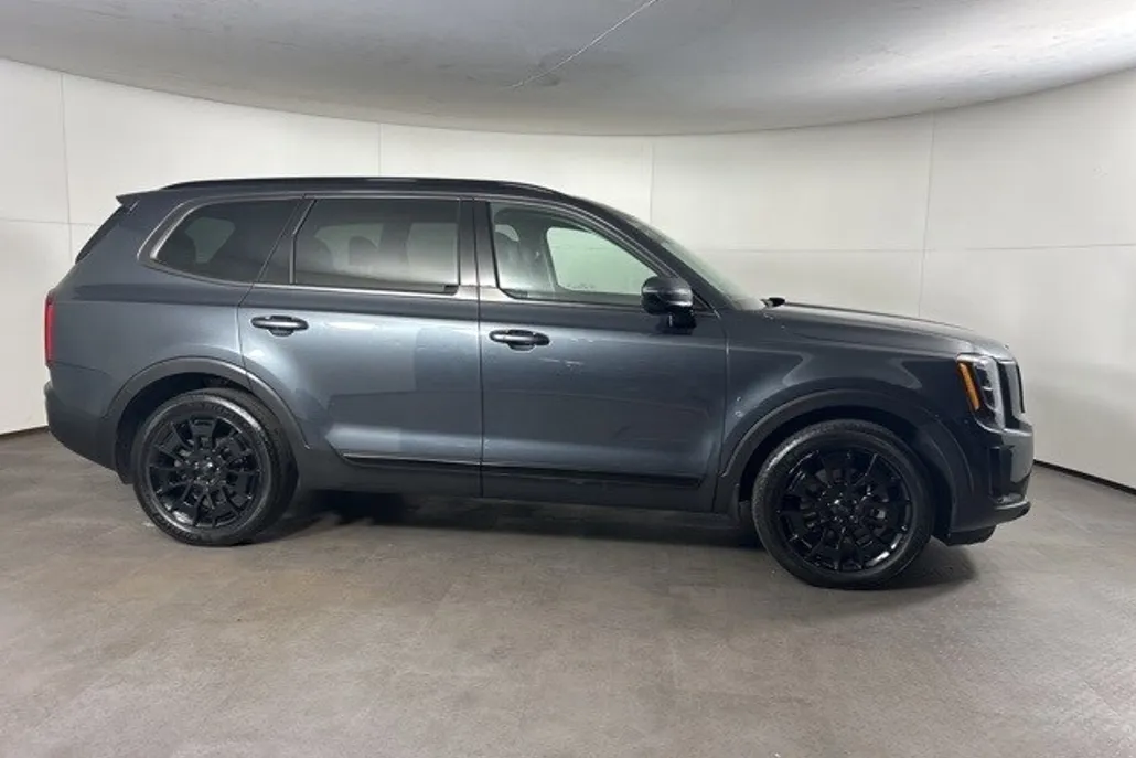 2021 Kia Telluride SX photo 1
