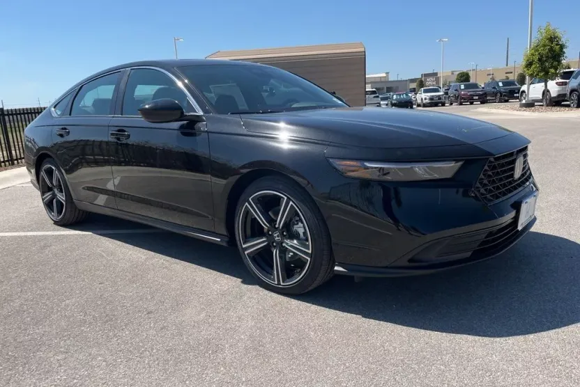 2025 Honda Accord Hybrid Sport photo 1