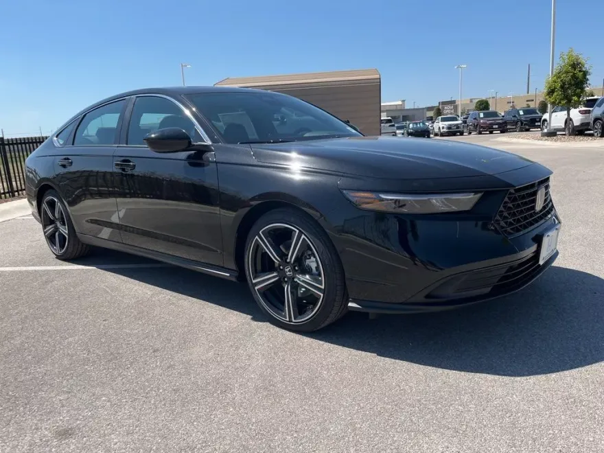 2025 Honda Accord Hybrid Sport photo 1